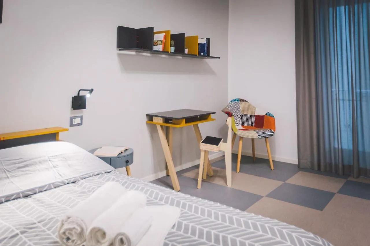 Double Bedroom Apartment Across Ortigia Syracuse Italy
